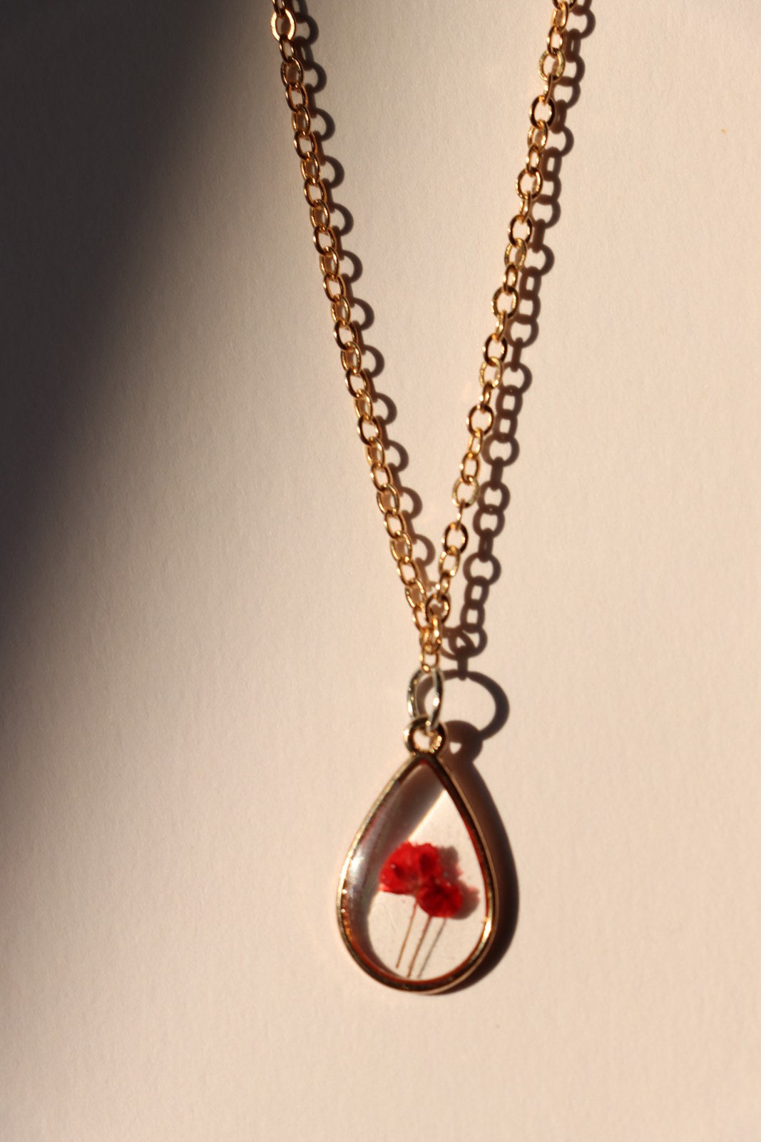 Resin Necklace - Red Damask (Joury) Rose