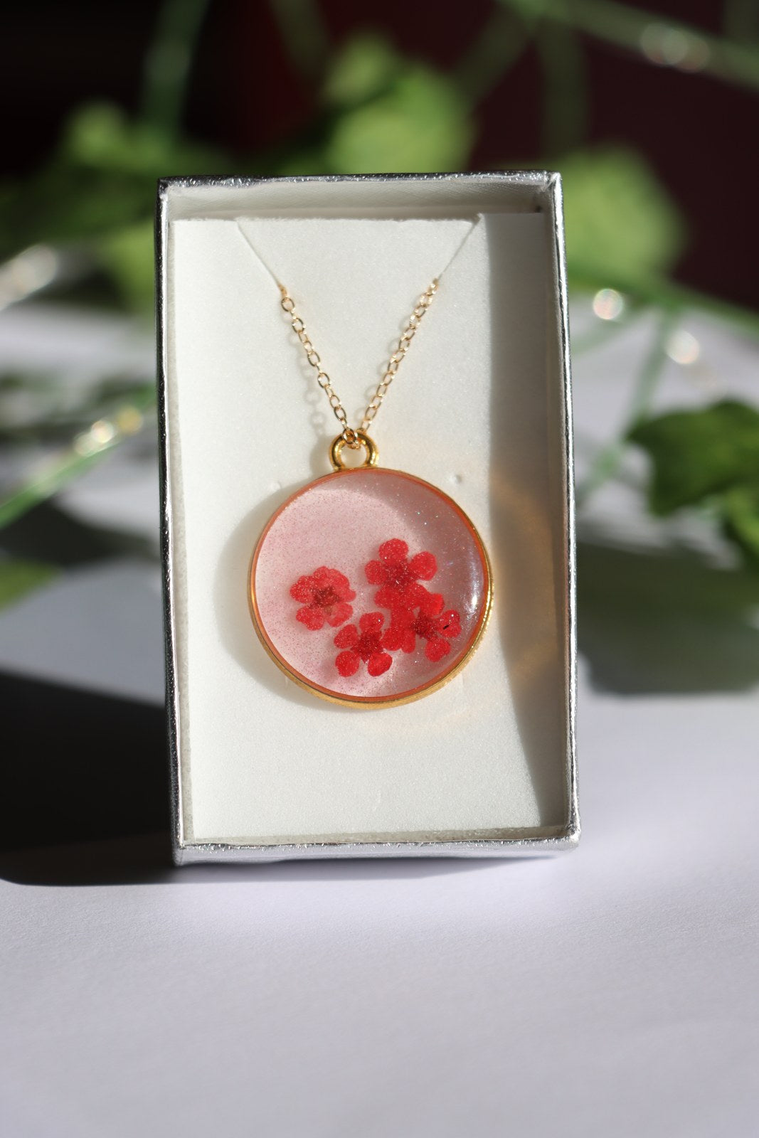 Resin Necklace - Red Damask (Joury) Rose