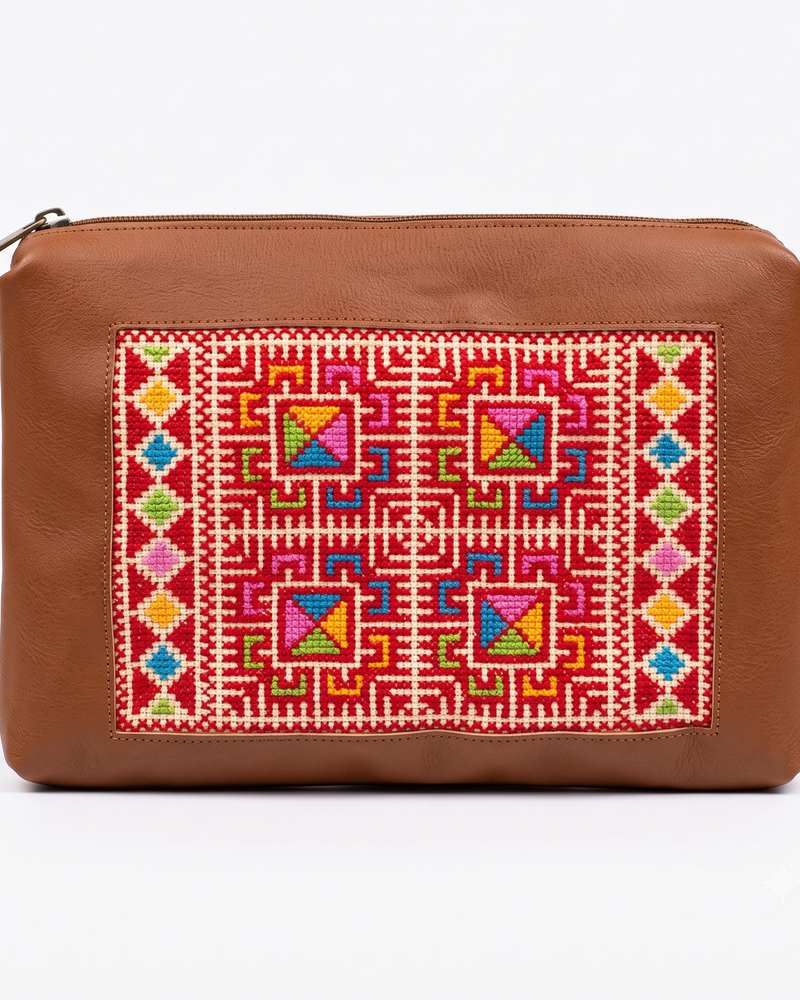 Keepers Path – Tan & Red Tatreez Clutch