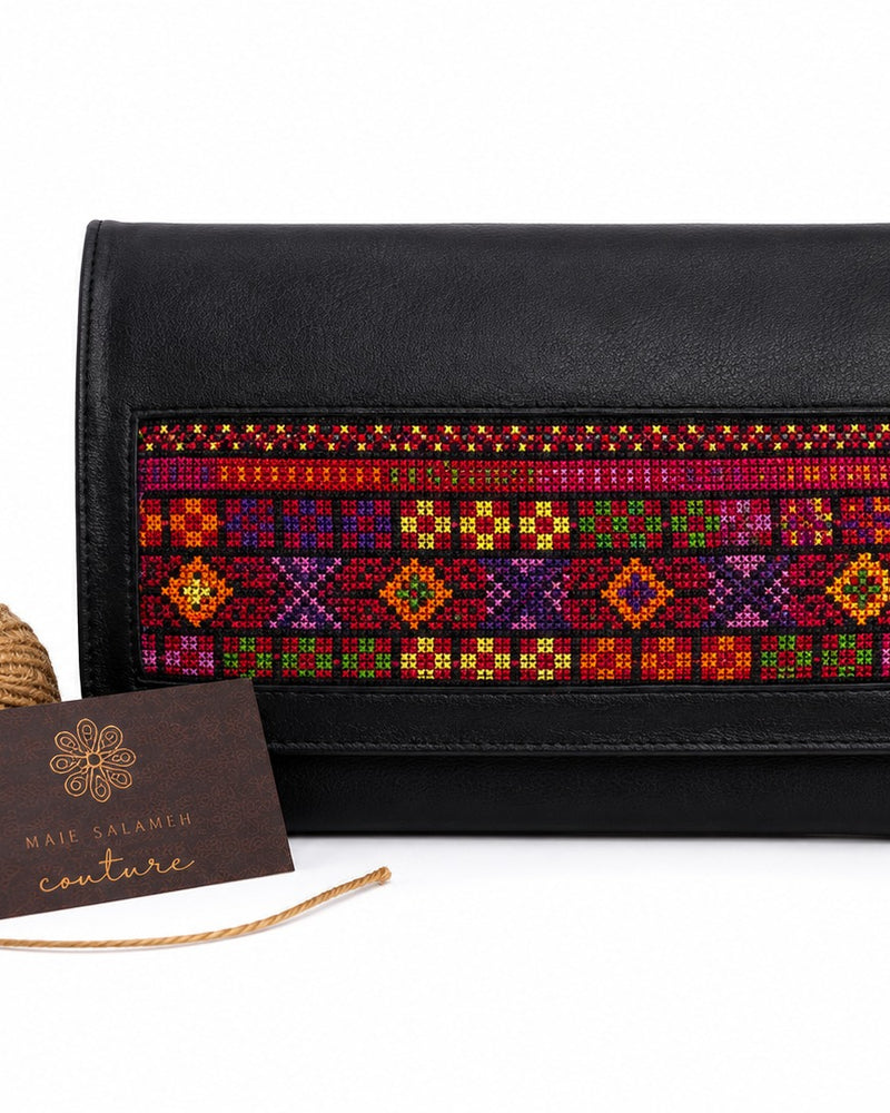 Tatreez Clutch – Multicolor Band