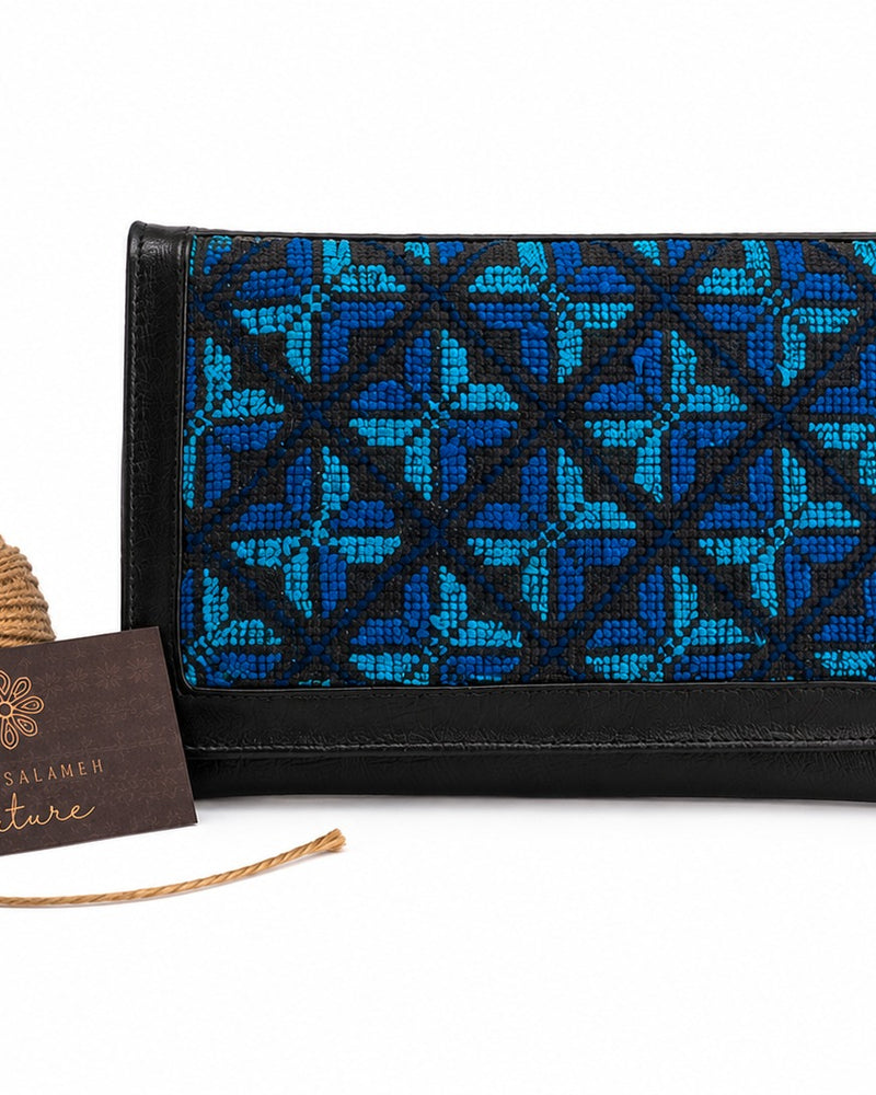 Tatreez Clutch – Turquoise Floral