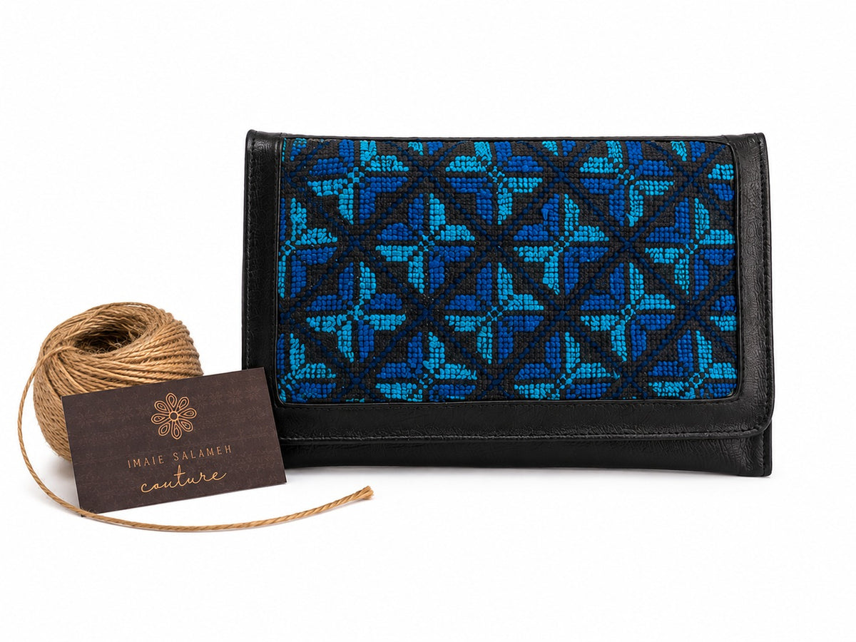 Tatreez Clutch – Turquoise Floral