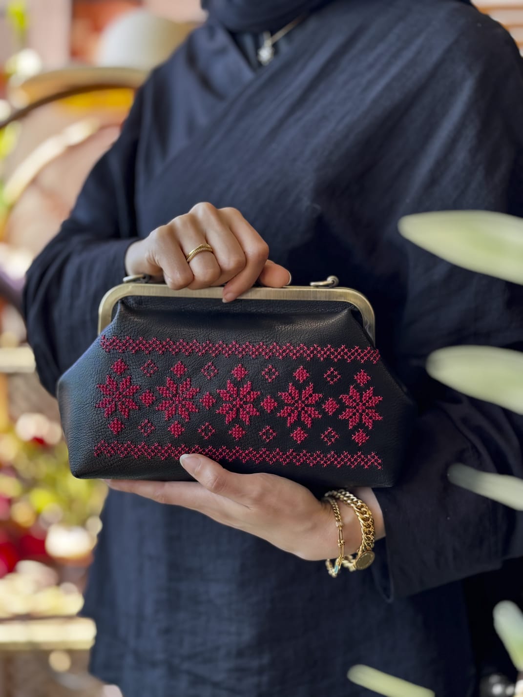 Snowflake Tatreez Clutch in Black