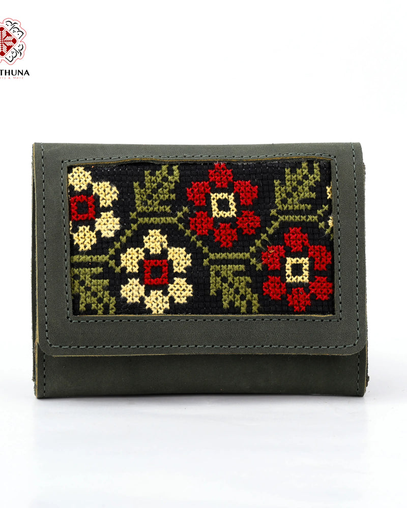 Green Leather Compact Wallet with Cream & Red Floral Rosette Tatreez