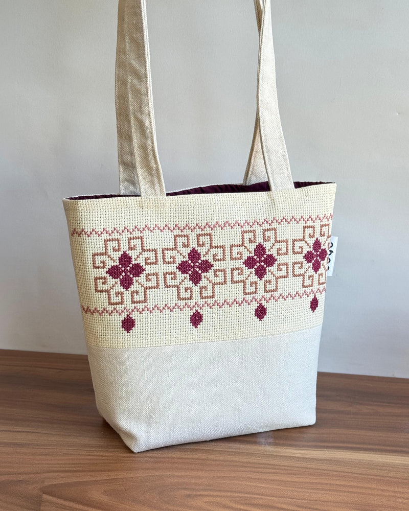 Basic Tatreez Tote