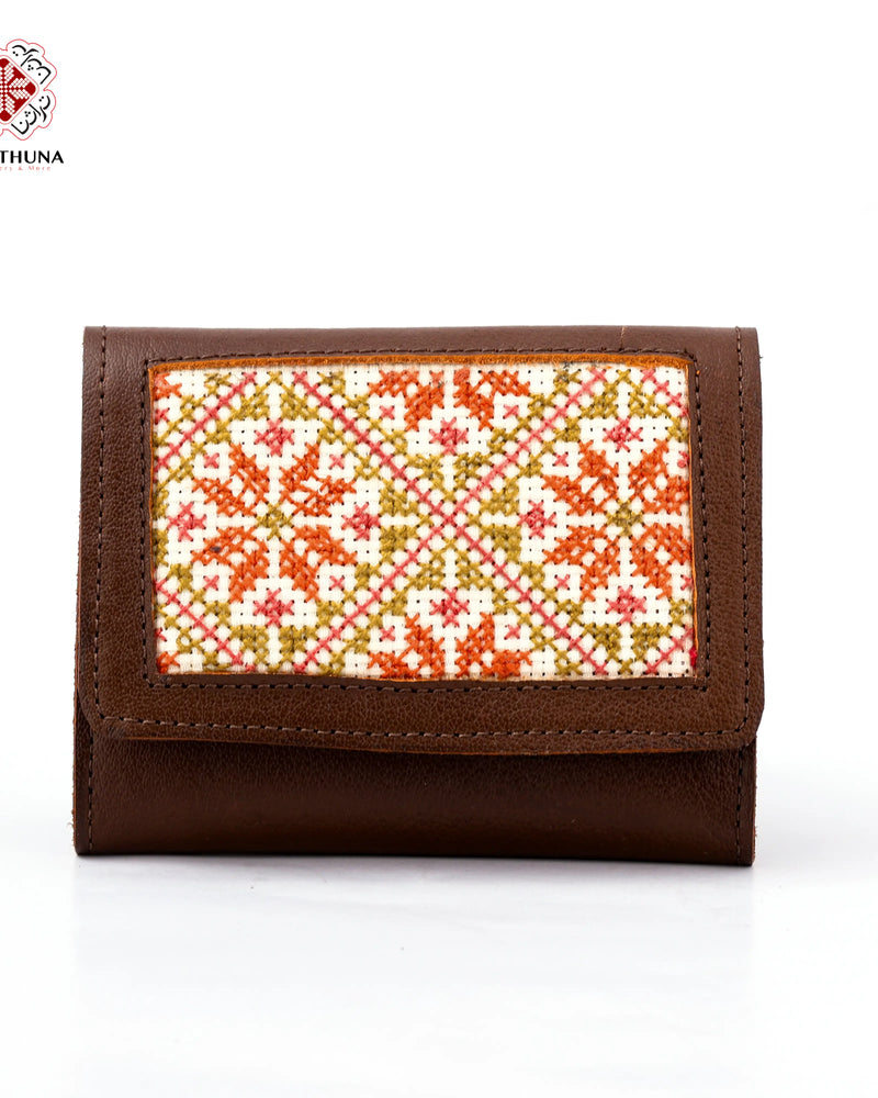 Honey Leather Compact Wallet with Orange & Olive Diagonal Lattice Tatreez