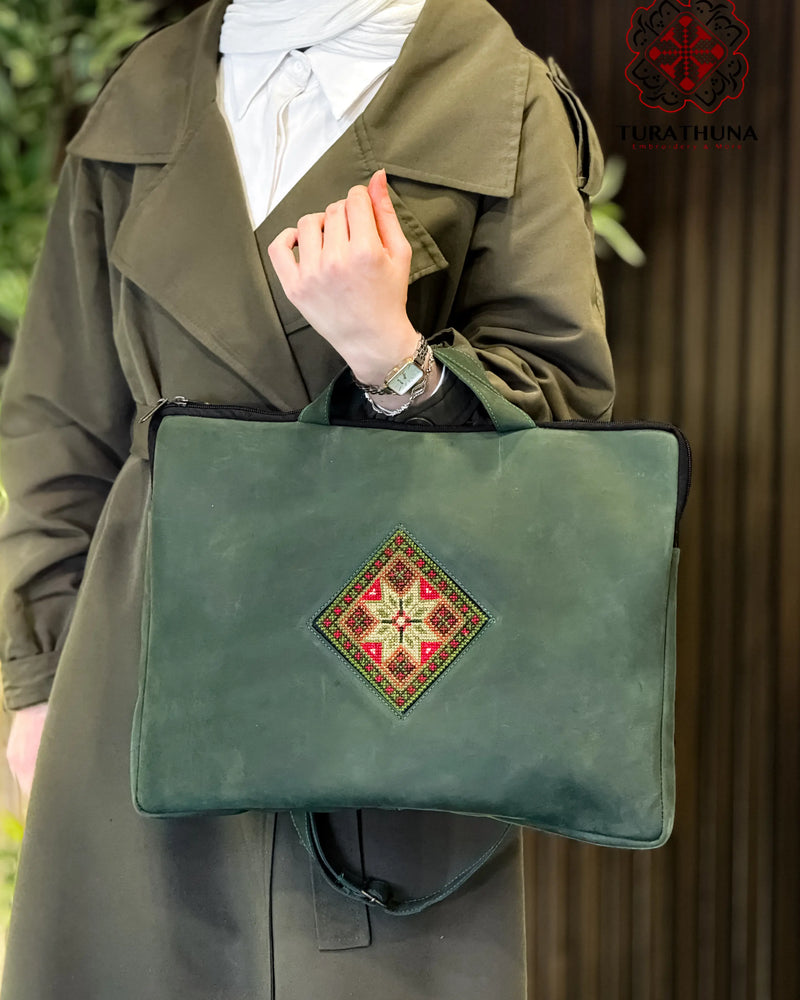 Green Leather Tote Bag with Red & Green Eight-Point Star Tatreez