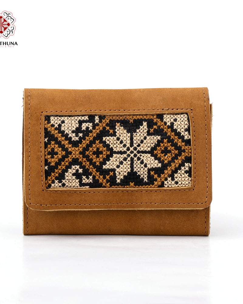 Honey Leather Compact Wallet with Beige Eight-Point Star Tatreez