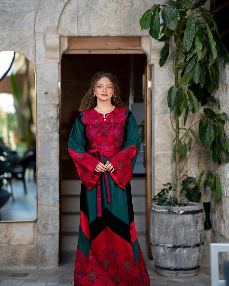 Red & Green Tatreez Thobe